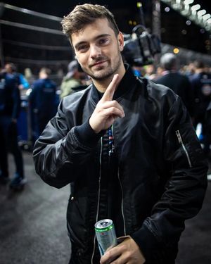 Image post by @martingarrix on Instagram