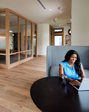 Image post by @theamesnexton on Instagram