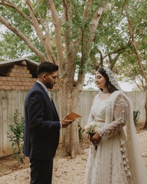 Image post by @thismodernlovephoto on Instagram