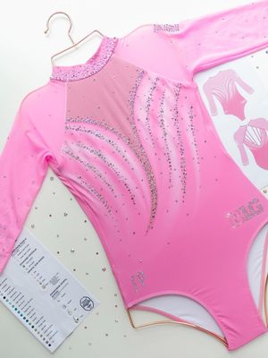 Image post by @sylviapteamwear on Instagram