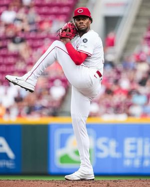 Image post by @reds on Instagram