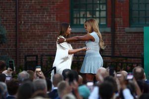 Image post by @TennisHalloFame on Twitter