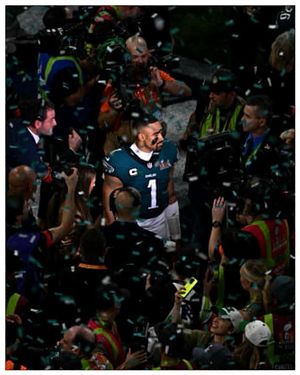 Image post by @sporarts on Instagram