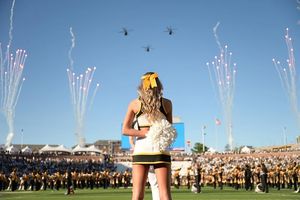 Image post by @mizzou_cheer on Instagram