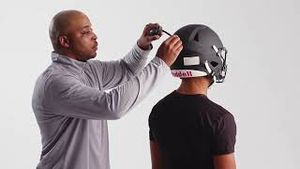 Video post by @RiddellSports on YouTube