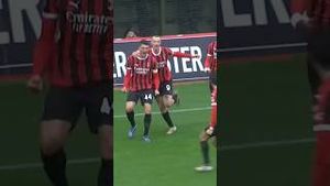 Video post by @acmilan on YouTube