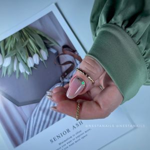 Image post by @nestanails on Instagram