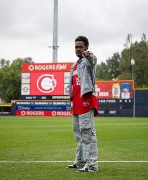 Image post by @vancanadians on Instagram