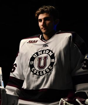 Image post by @unionmhockey on Instagram