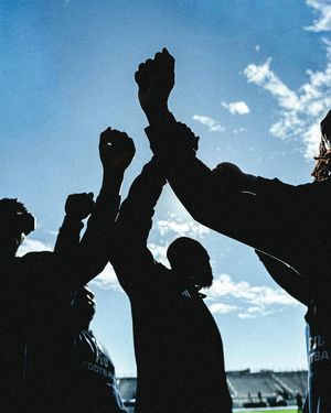 Image post by @johnnysjpg on Instagram