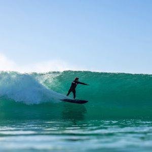 Image post by @elemntsurf on Instagram