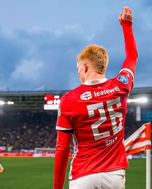 Image post by @azalkmaar on Instagram
