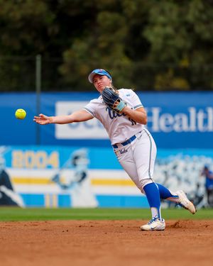 Image post by @uclasoftball on Instagram