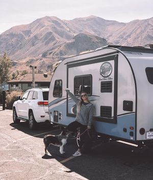 Image post by @carolinewpotter on Instagram