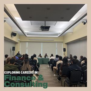 Image post by @usfcareer on Instagram