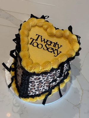 Image post by @kakesbykaz1 on Facebook
