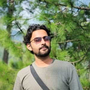 Image post by @ibhishamsoni on Instagram