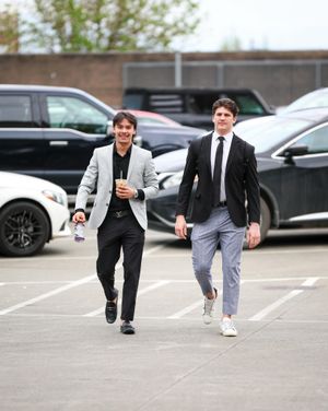 Image post by @everett_silvertips on Instagram