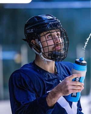 Image post by @yalemhockey on Instagram