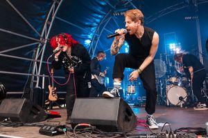 Image post by @rocksound on Instagram