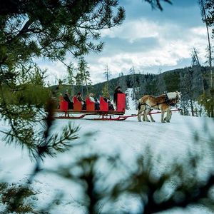 Image post by @keystone_resort on Instagram