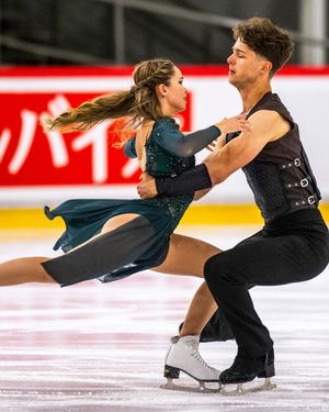 Image post by @patinageqc on Facebook