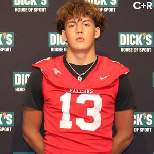 Image post by @carolinarecruits on Instagram