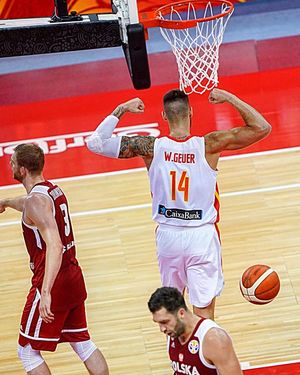 Image post by @willyhernangomez on Instagram