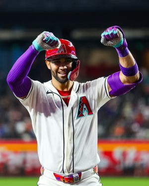 Image post by @losdbacks on Instagram