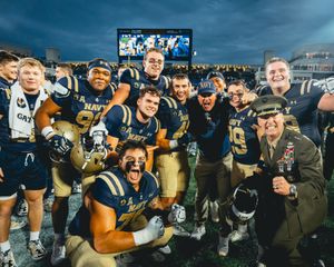 Image post by @navyfb on Instagram