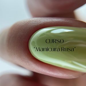 Image post by @nestanails on Instagram