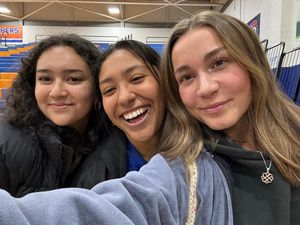 Image post by @purchasewlax on Instagram