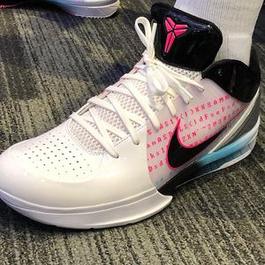 Image post by @nbakicks on Instagram