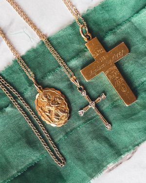 Image post by @maejeanvintage on Instagram