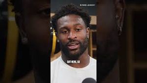 Video post by @steelers on YouTube
