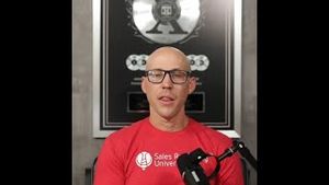 Video post by @salesrecruitinguniversity on YouTube