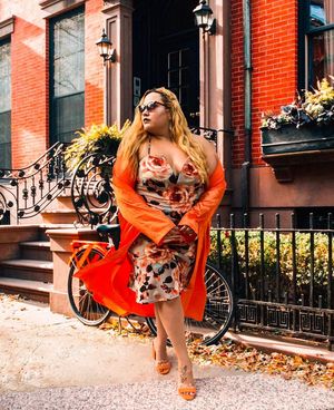 Image post by @loralyee on Instagram