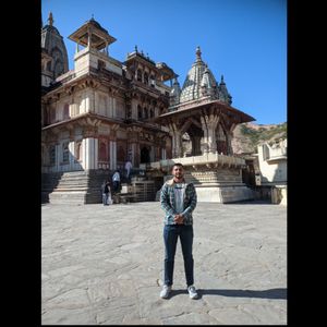Image post by @mayank_sharma0010 on Instagram