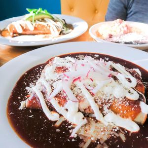 Image post by @socaljanessa on Instagram