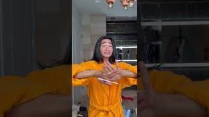 Video post by @bretmanrock on YouTube