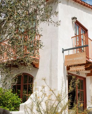 Image post by @ojaivalleyinn on Instagram