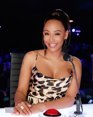 Image post by @OfficialMelB on Twitter