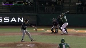 Image post by @sfa.baseball on Facebook