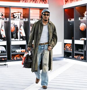 Image post by @realgrantdelpit on Instagram