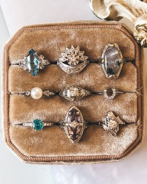 Image post by @maejeanvintage on Instagram