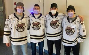 Image post by @TheHersheyBears on Twitter