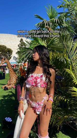 Video post by @mirandavvang on TikTok