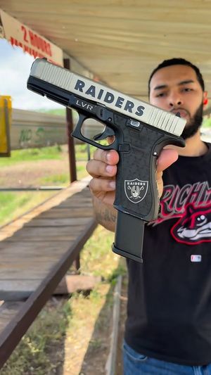 Video post by @esaigivens on Instagram