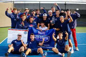 Image post by @UC_Patriots on Twitter