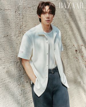 Image post by @harpersbazaarkorea on Instagram